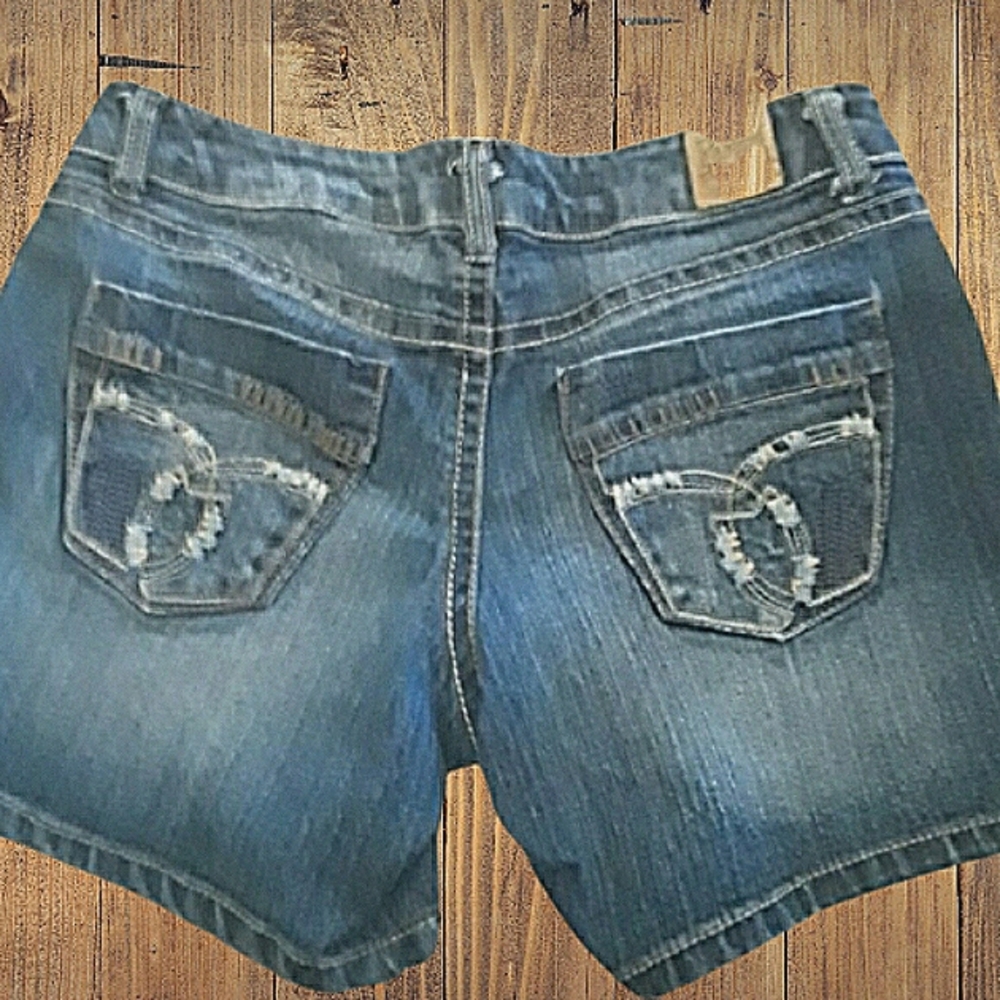 PARIS BLUES denim shorts. Juniors